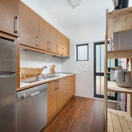 Al - Sol Nascente 1 Modern Ground Floor, Apartment