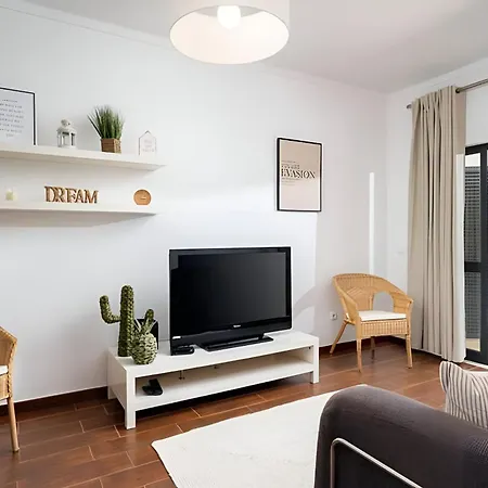 Sal Da Viana, Modern Ground Floor, Appartement