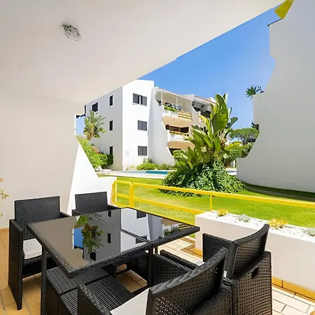 Sal Da Viana, Modern Ground Floor,