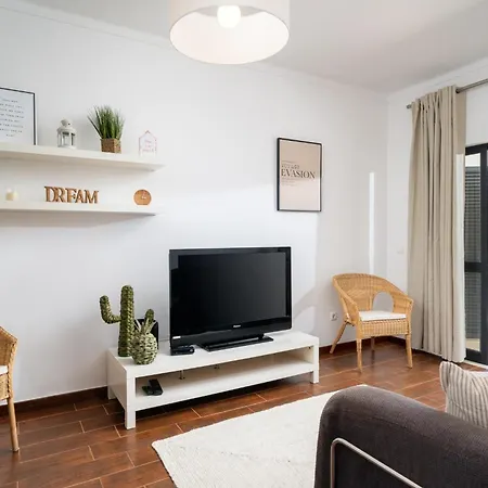 Al - Sol Nascente 1 Modern Ground Floor, *